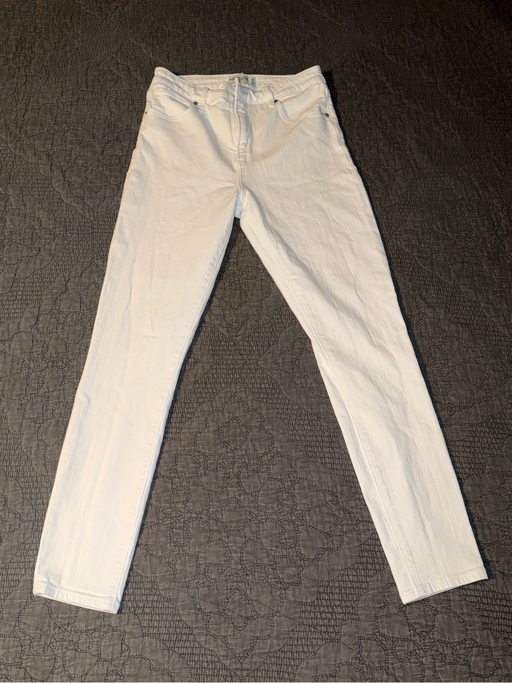 A&F The Super Skinny High Rise Jeans-White Women’s Size-29/8R